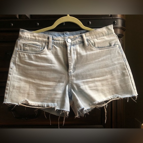 Blank NYC Pants - BlankNYC light denim blue shorts size 29